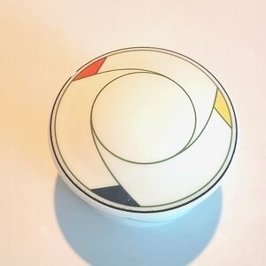 VILLEROY & BOCH SMALL ROUND BONE CHINA TRINKET BOX